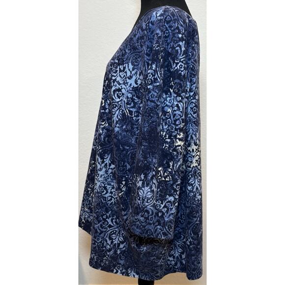 Catherines Blue Knit Blouse V-Neck Neck 3/4 Sleeves Size 3X - Picture 2 of 3